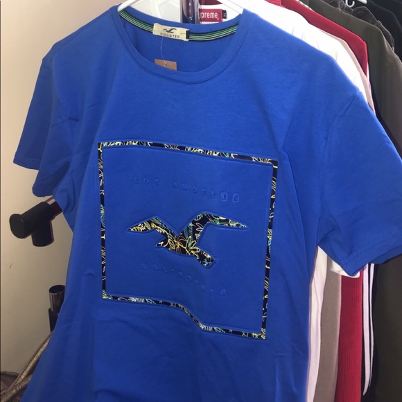 💙 hollister tshirt 💙
